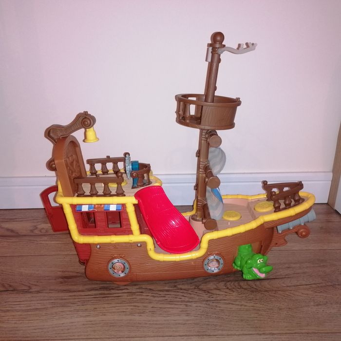 Disney Пиратски музикален кораб