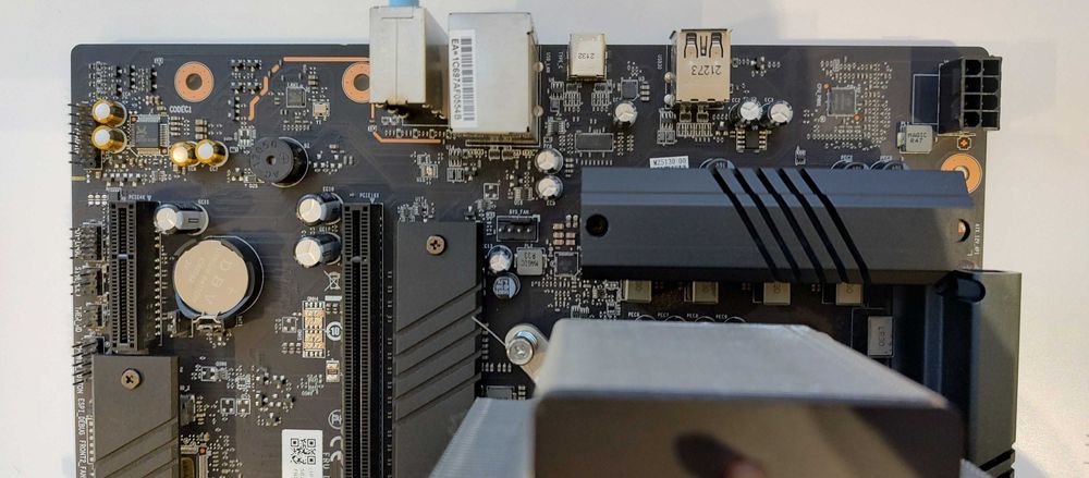 Kit placa de baza Lenovo IB560ME2 + procesor Intel I5 11400 + cooler .