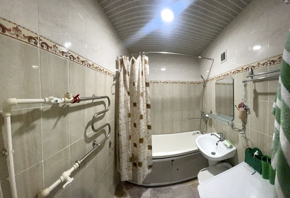 4 xonali kvartira sotiladi / Продается 4 комнатная квартира