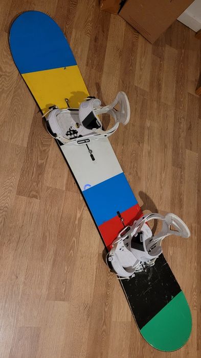 Placa snowboard burton Custom Channel 162 + legături Burton Custom EST