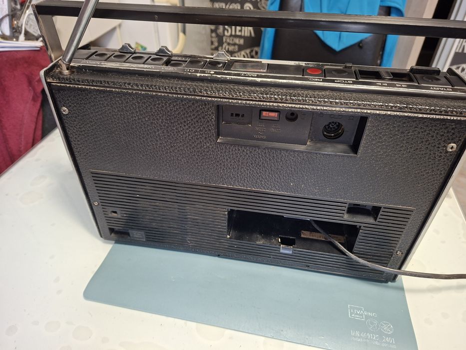 Radiocasetofon Grundig C 6000 Automatic,  funcțional pe baterii, pt.piese, colecție