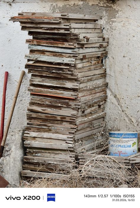 Отдам бесплатно рамы оконные