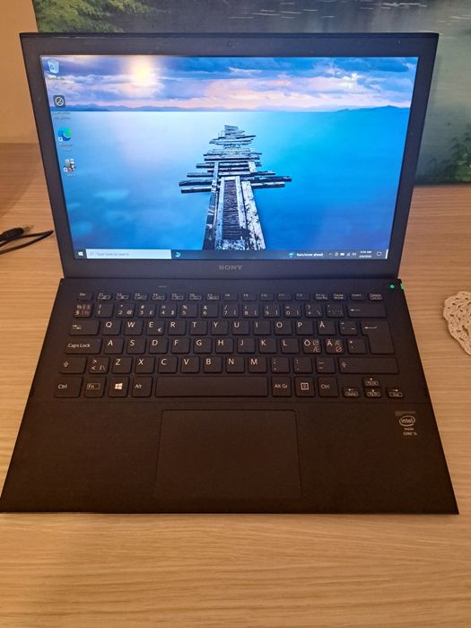 Laptop sony vaio 13' ultrabook, i5 gen 4,  sony svp132a1cm, bat. 3 ore