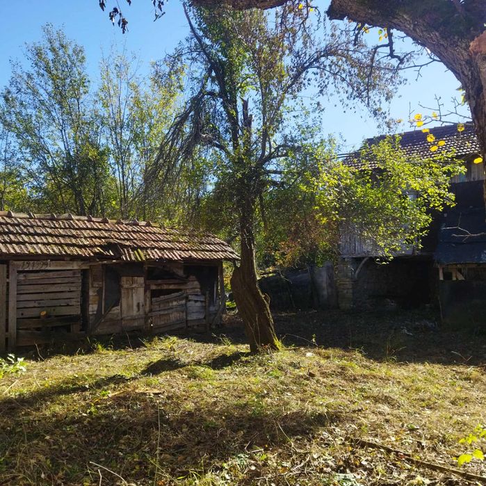 Къща в село Микре
