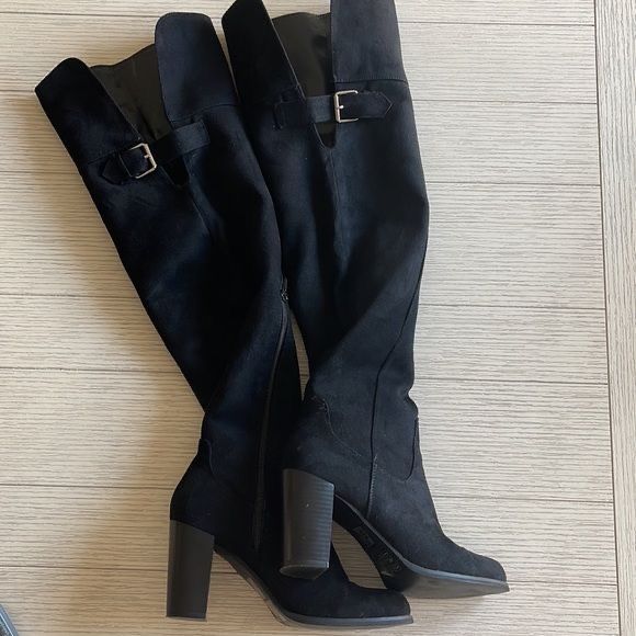 Зимние сапоги в хорошем состоянии