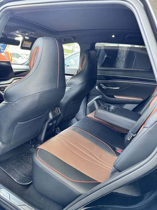 BYD song plus AWD