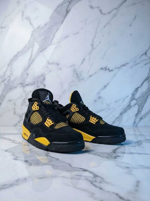 Jordan 4 Yellow Thunder - 40 Номер (Чисто Нови)