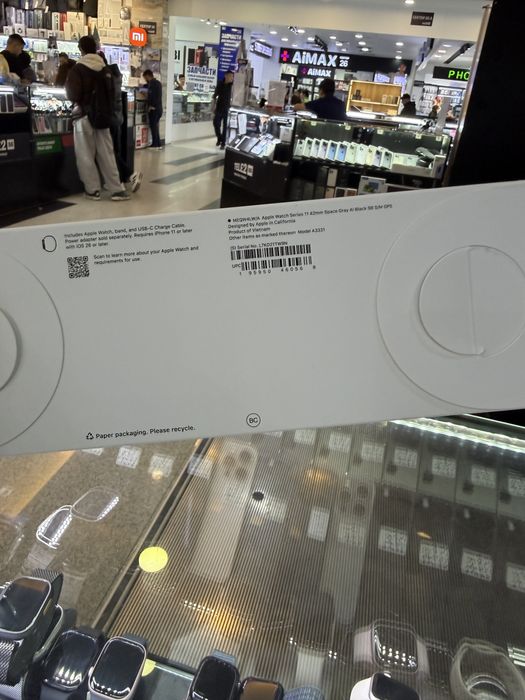 Apple Watch 11 42mm space gray