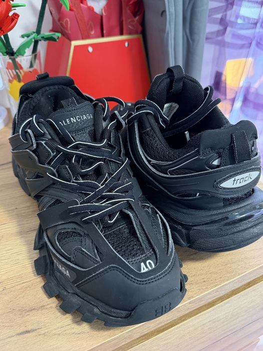 BALENCIAGS TRACK 40 номер