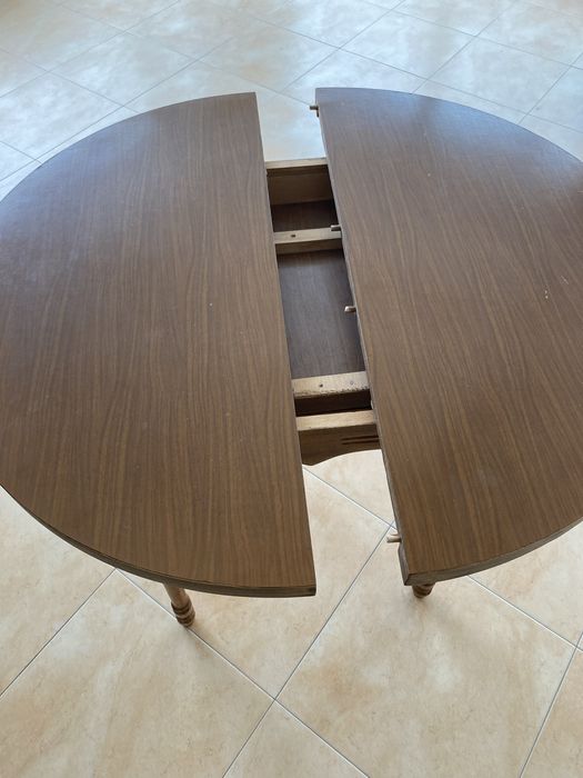 Кухненска маса