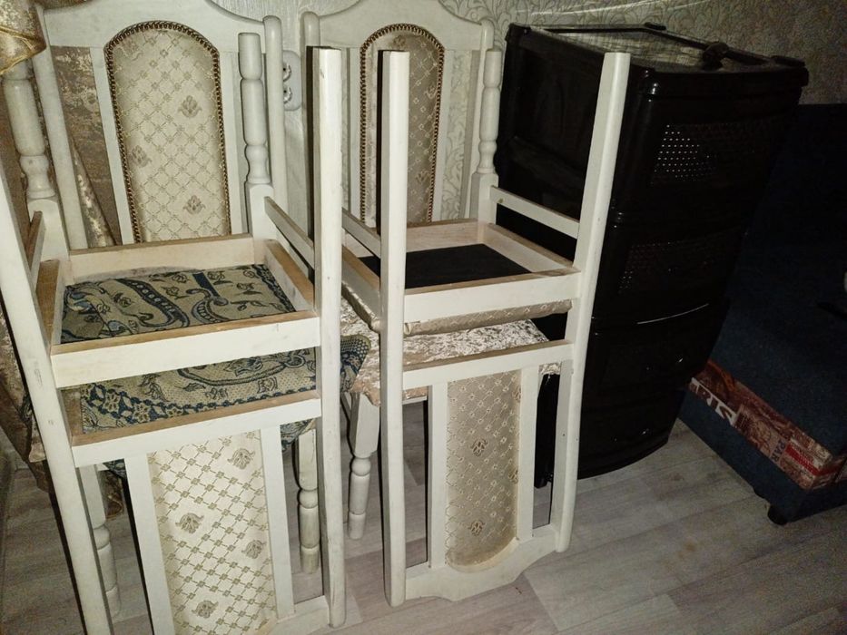Продаю стулья - 4 шт.