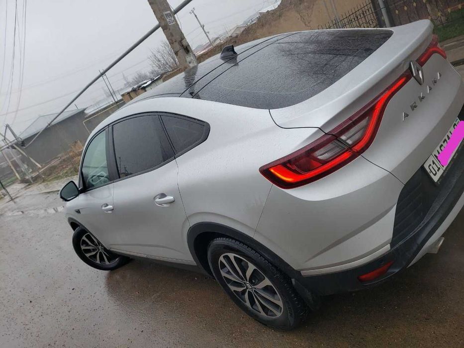 Renault Arkana sotiladi