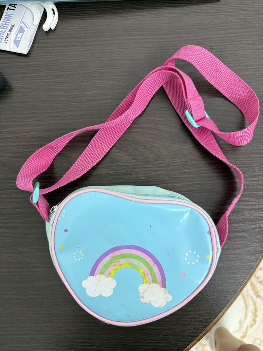 Продам детский чемоданчик за 1500