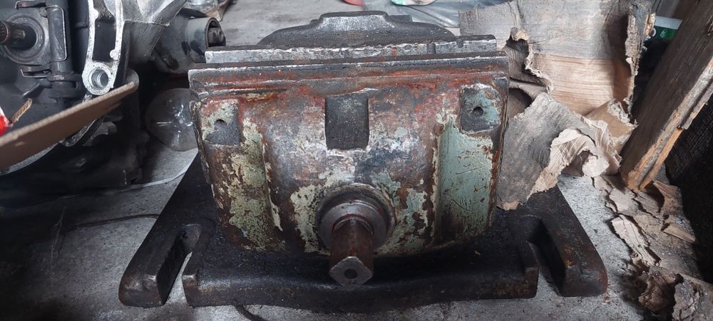 Продам тисы слесарные