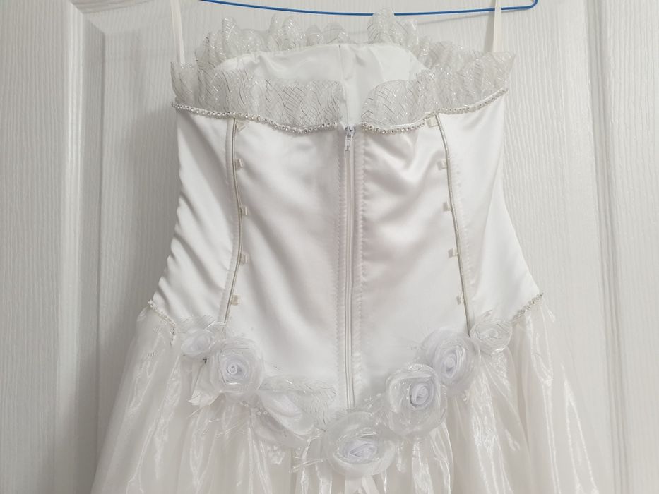 Платье свадебное