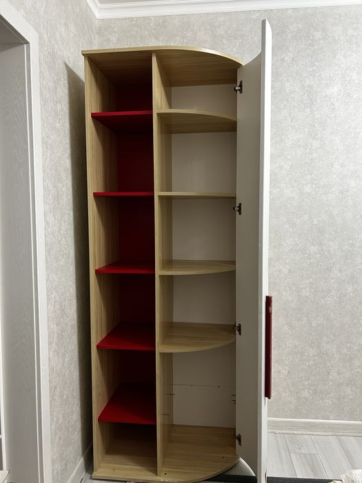 Продается б/у шкаф