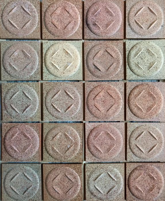 Plăcuțe ceramice, mozaic,gresie, faianță