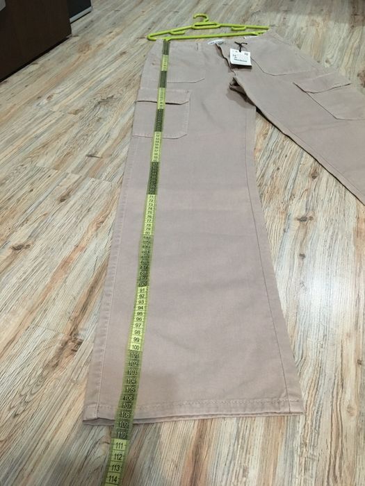 Blugi cargo Zara
