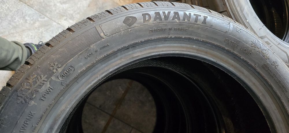 215 50 17 / 215/50R17 Davanti, set 4 buc, M+S, Noi