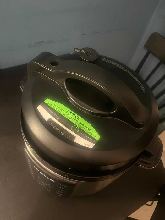 Multicooker cu gatire sub presiune Crock-Pot Express