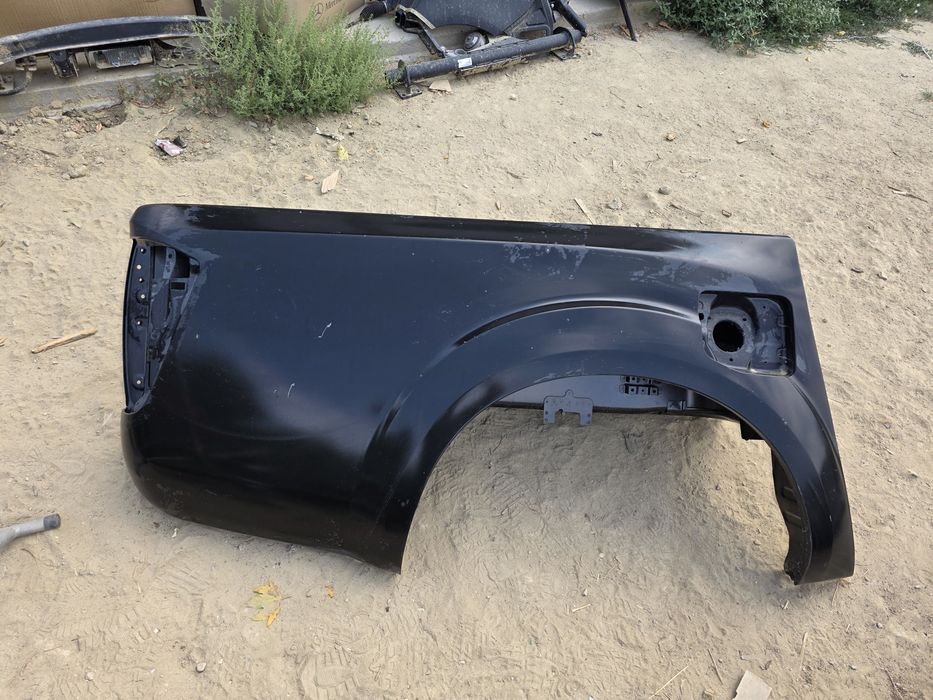 Nissan Navara 15- D23 NP300 2020  заден Десен панел калник лиген