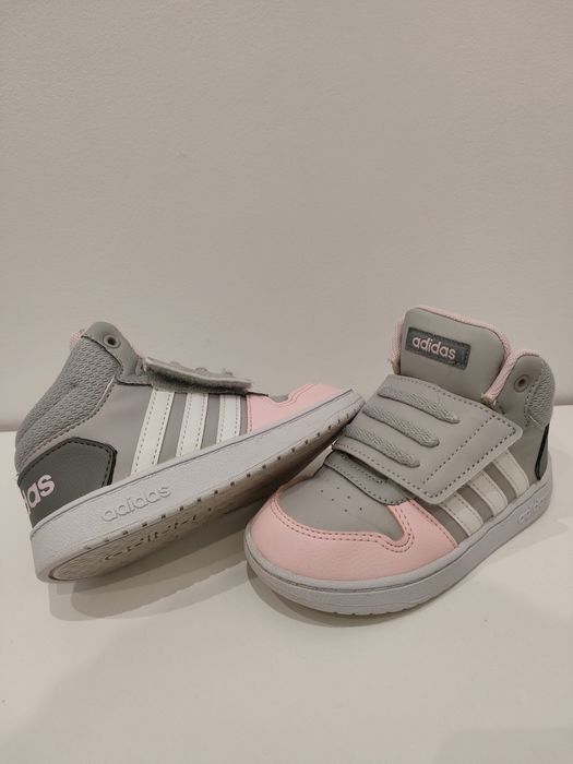 Детски маратонки, Adidas Hoops, номер 26, стелка 16,5см