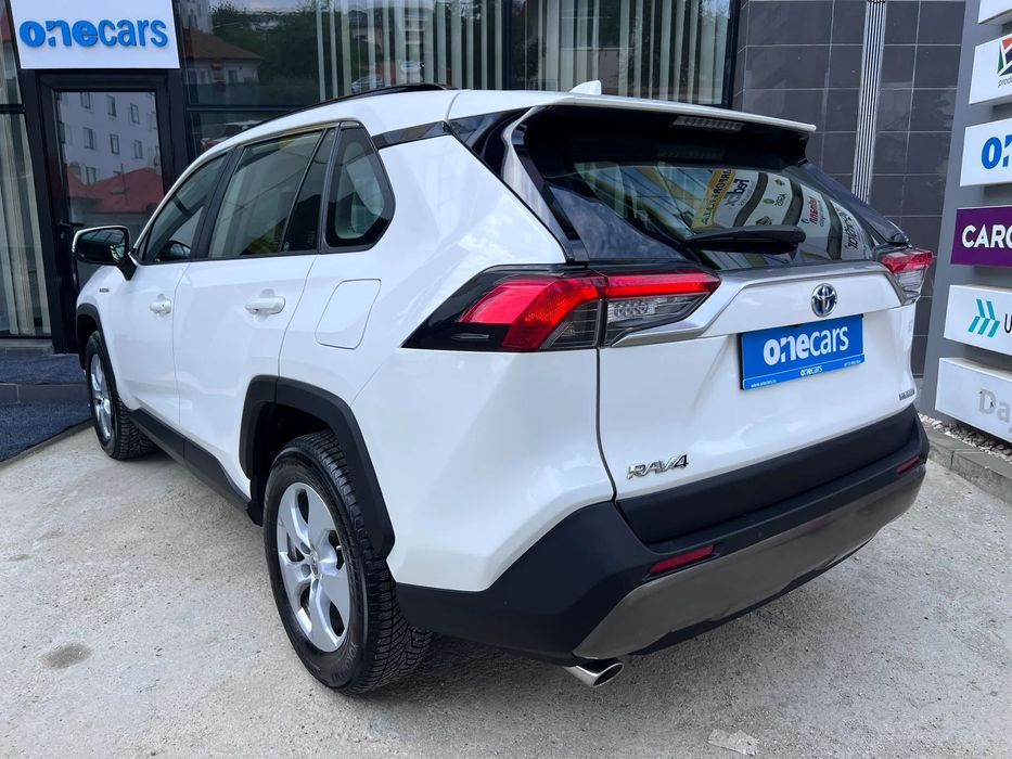 Toyota RAV4 2.5 Hybrid 2020/ 4x4/ Istoric service Reprezentanta