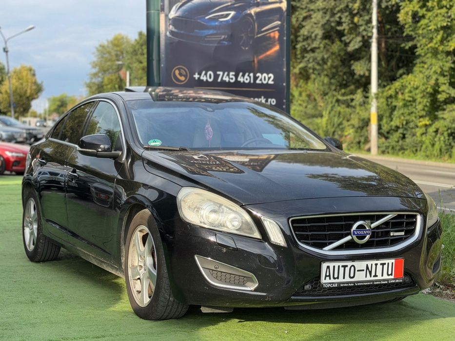 Volvo S60 și în rate