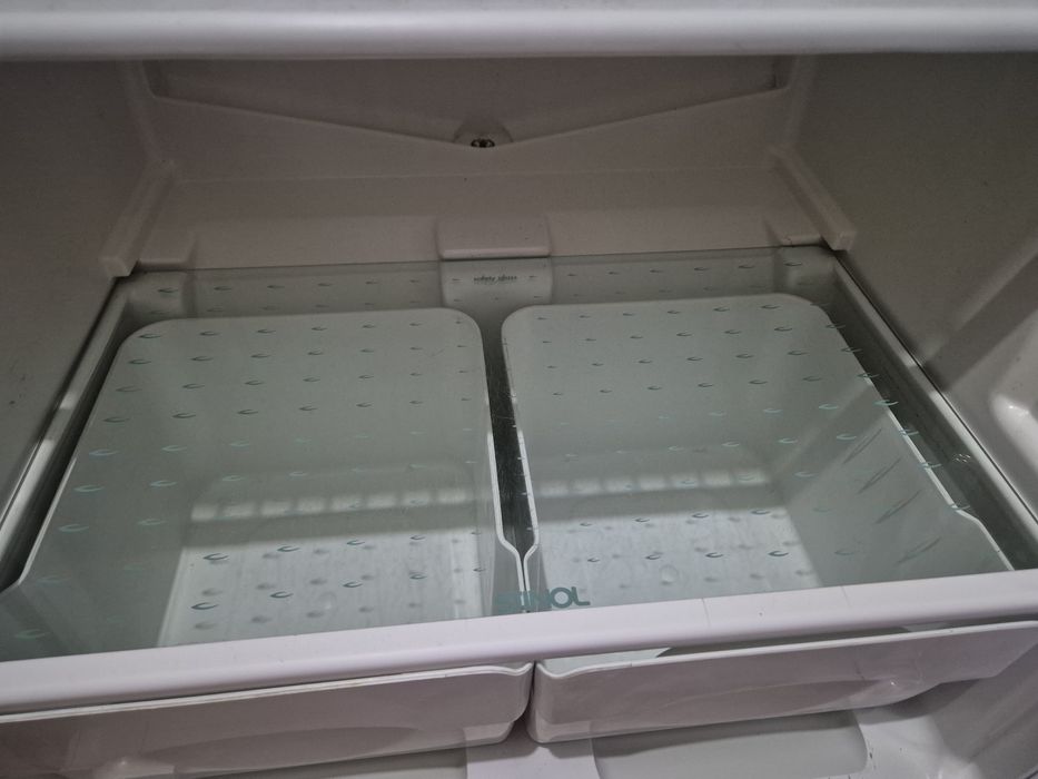 Холодильник STINOL