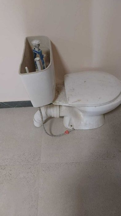 Унитаз для стройки без бачка с бачком для дома