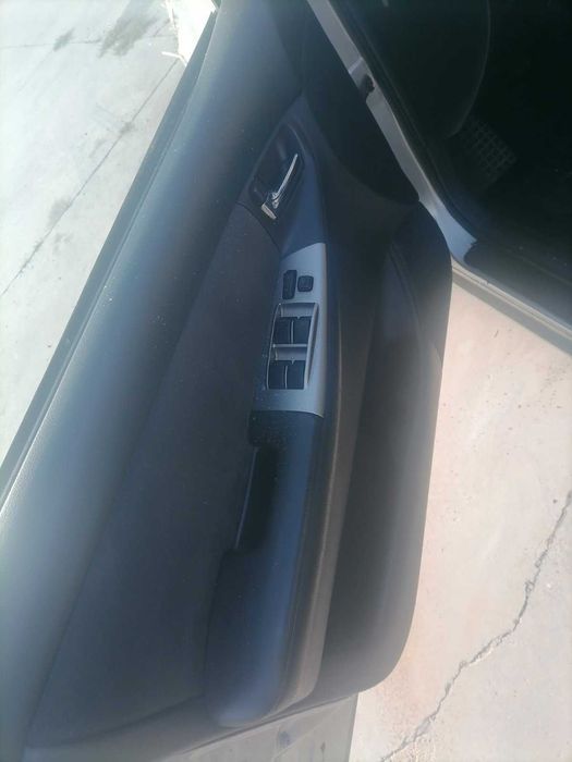 Тойота корола 2007 2.0 дизел Toyota