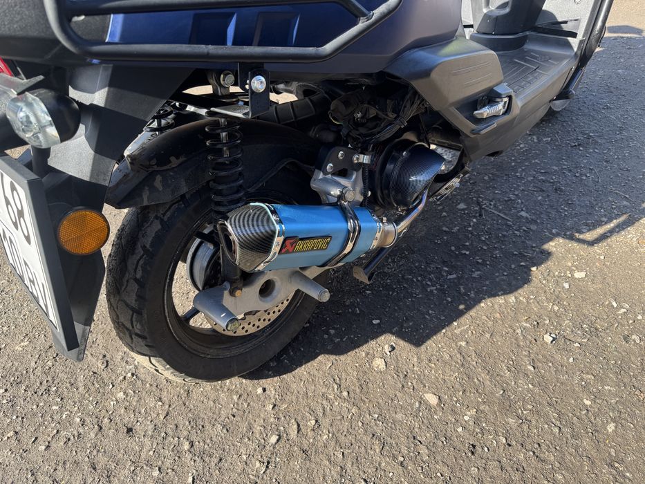 Продам скутер танк 175