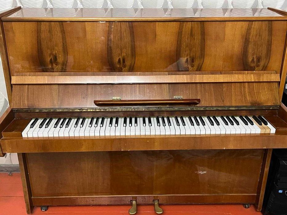 Пианино Использованный