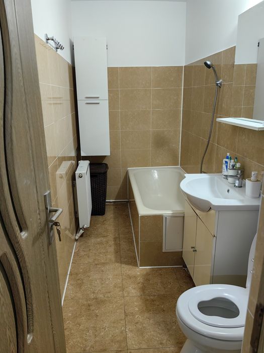 Vând apartament cu 2camere