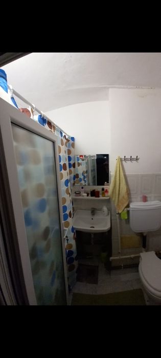 De inchiriat garsoniera