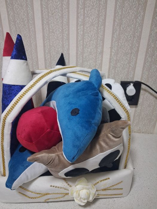 В наличии игрушки. Ручной работы