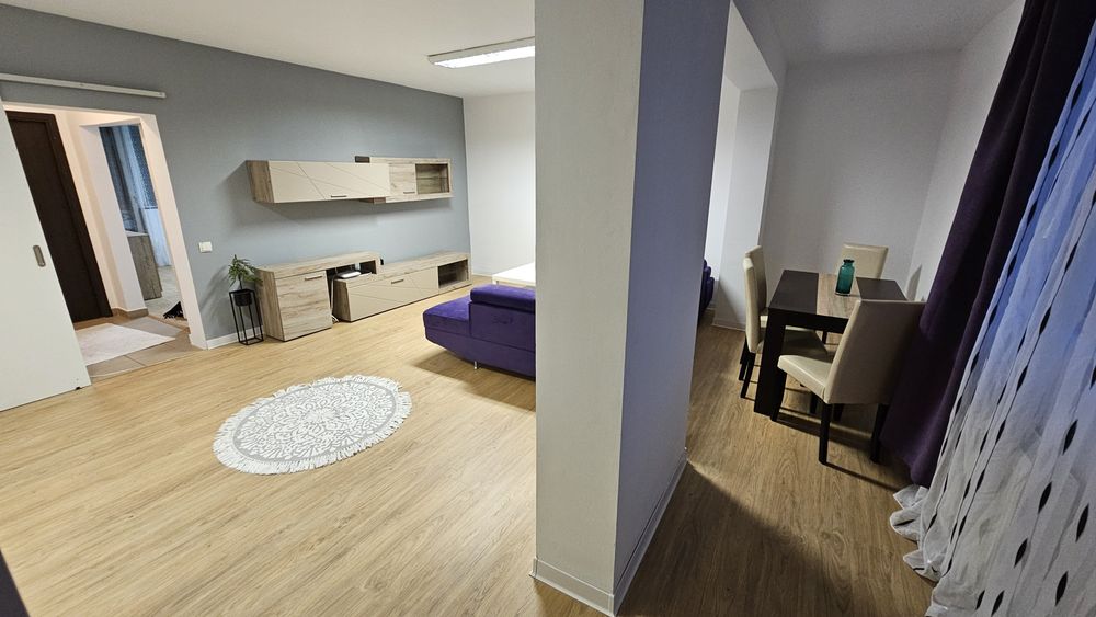 Inchiriez ap cu 2 camere, gradina si 2 parcari private