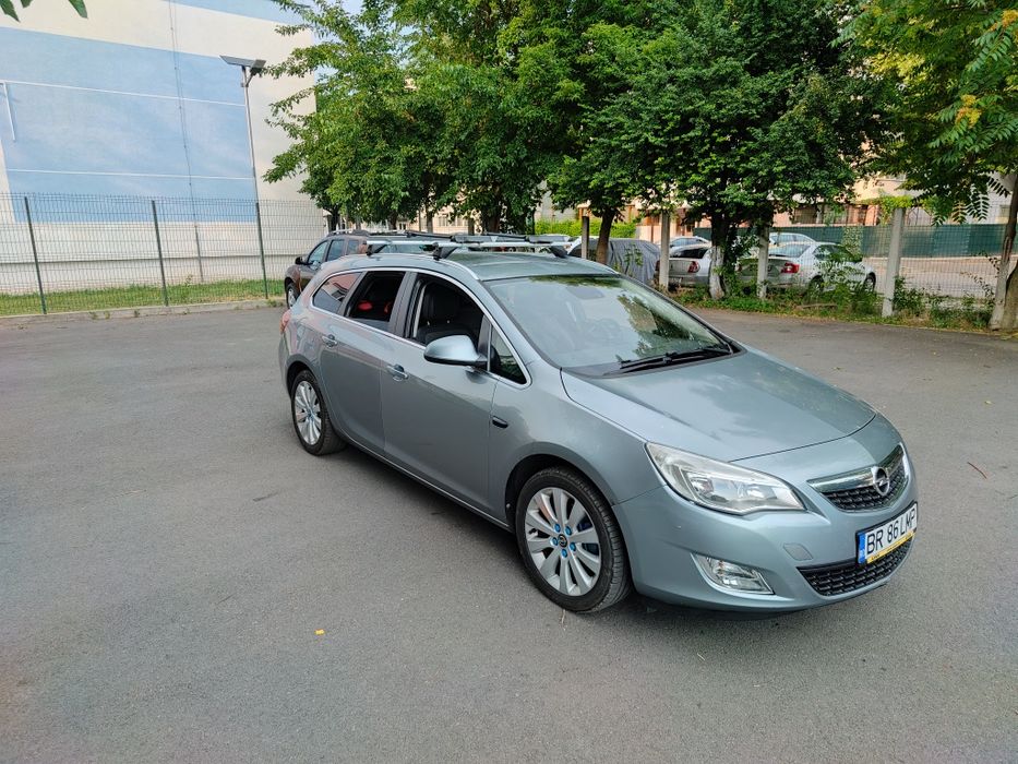 Opel Astra J Break