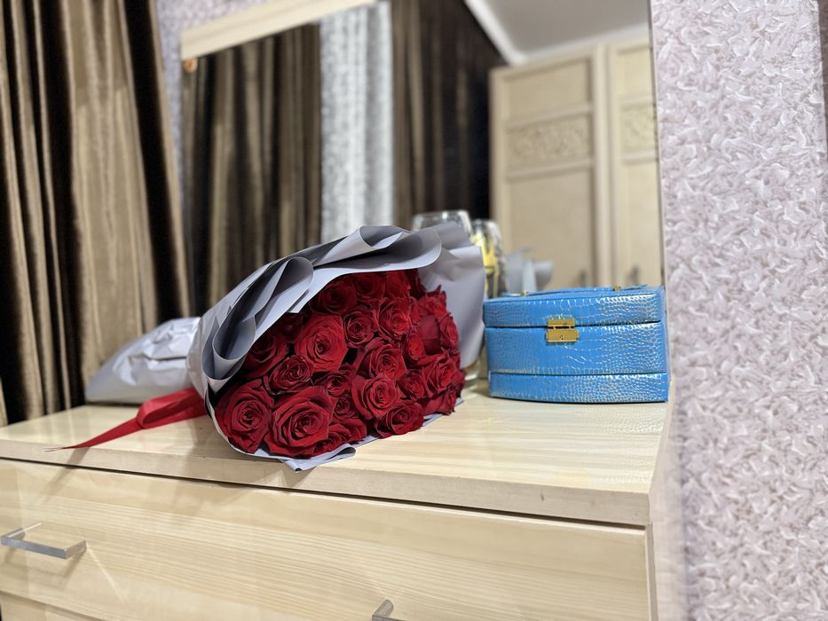 Продам камод с зерколом шатура