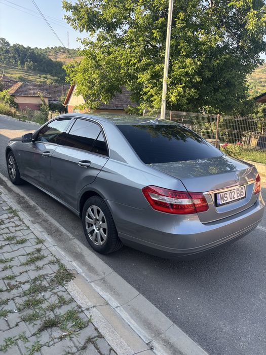 Mercedes E220CDI 2011