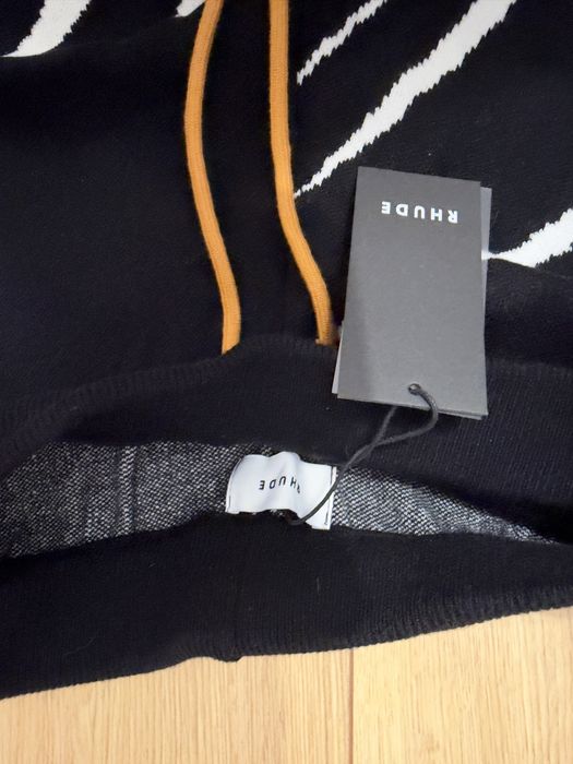 Pantalnii scurti rhude