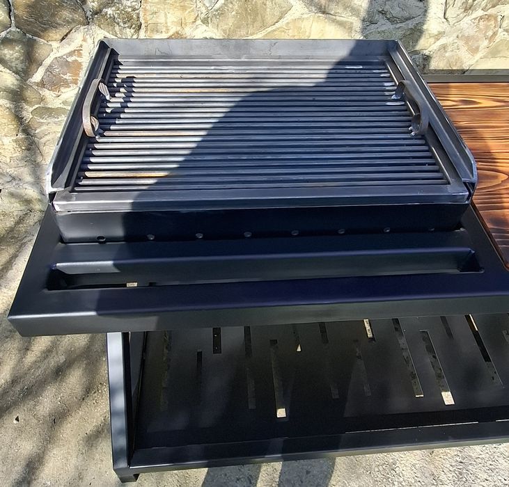 Gratar de gradina metal BBQ