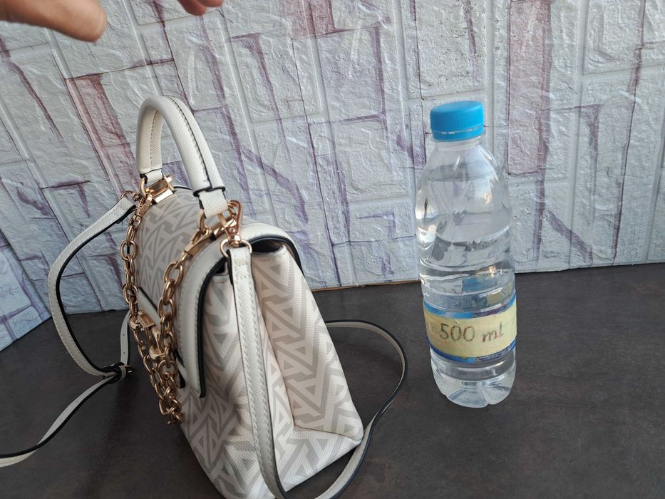 дамска чанта Aldo,малка бежова чантичка,