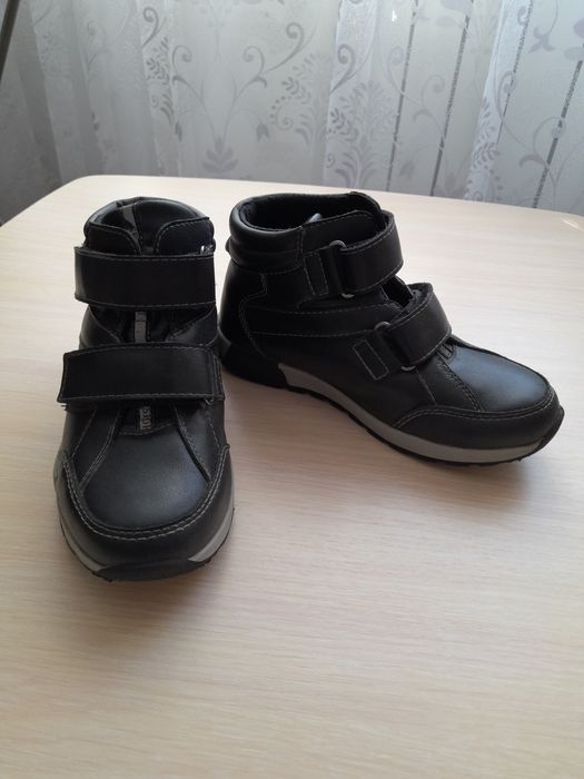 Ботинки демисезонные,размер 32