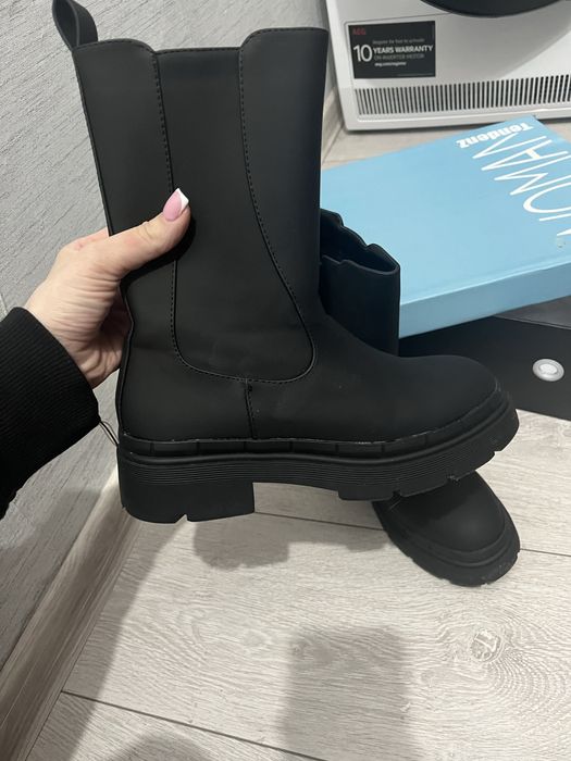 Дамски обувки номер 36