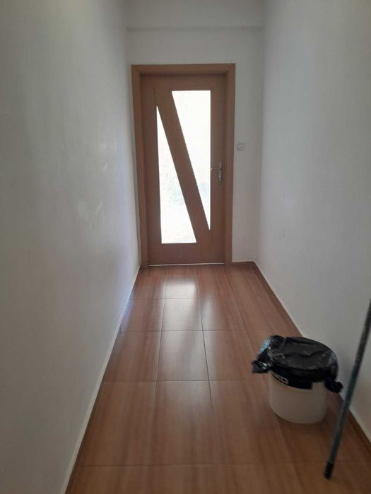 Дава се под наем Тристаен апартамент в Стара Загора, Казански - изток - 94 кв.м за 244.8 € - Снимка #3