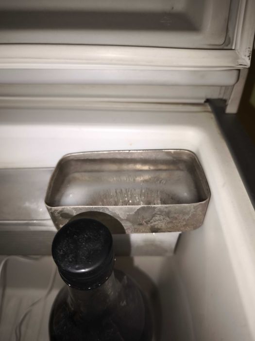 Преносим   хладилник на газ 12v 220v