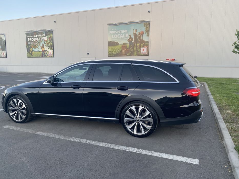 Vand Mercedes E220d / All Terrain / 4MATIC / 9G-tronic