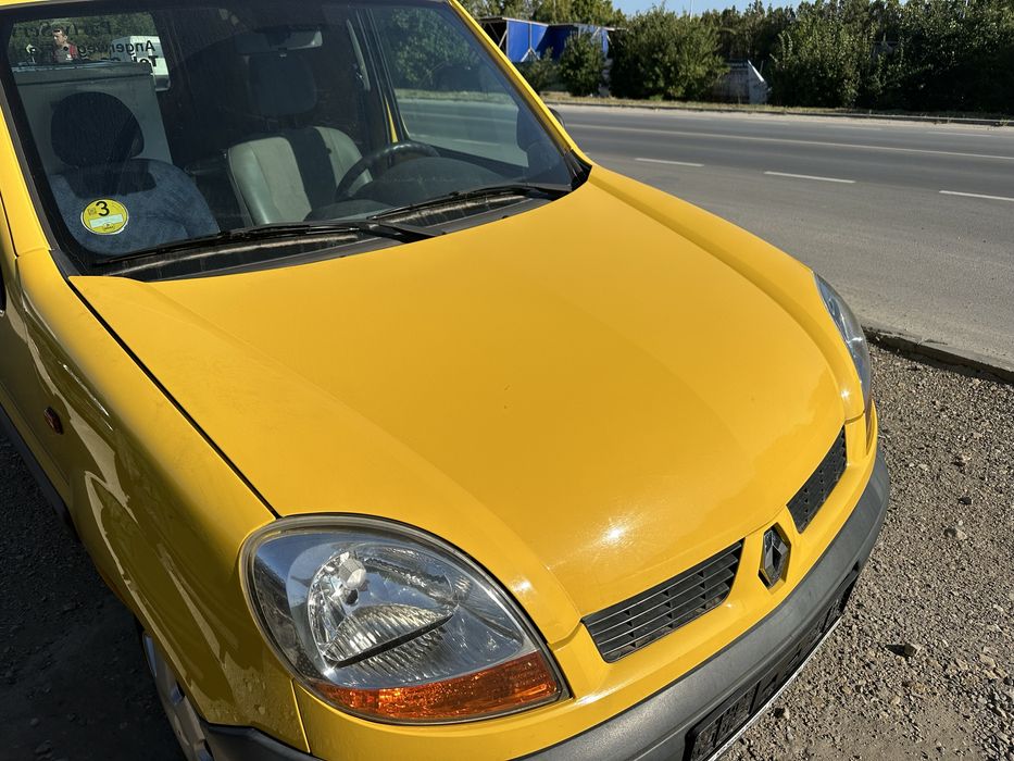 Преден капак за Рено Канго след 2003г-