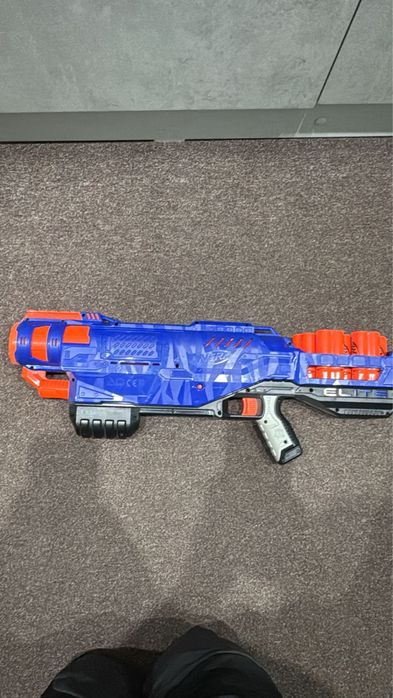 Продам бластеры NERF
